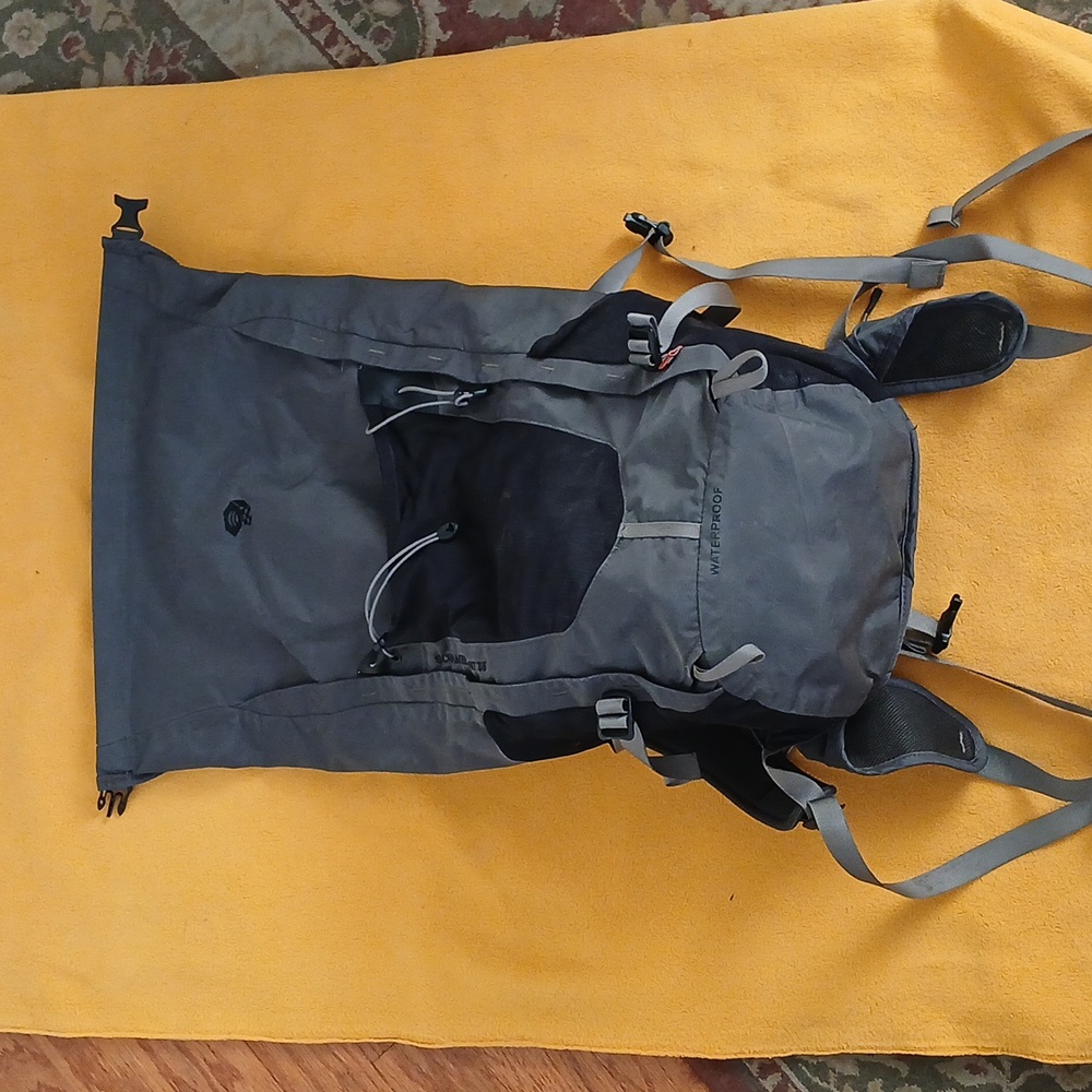 Mountain Hardwear Scrambler RT 35L